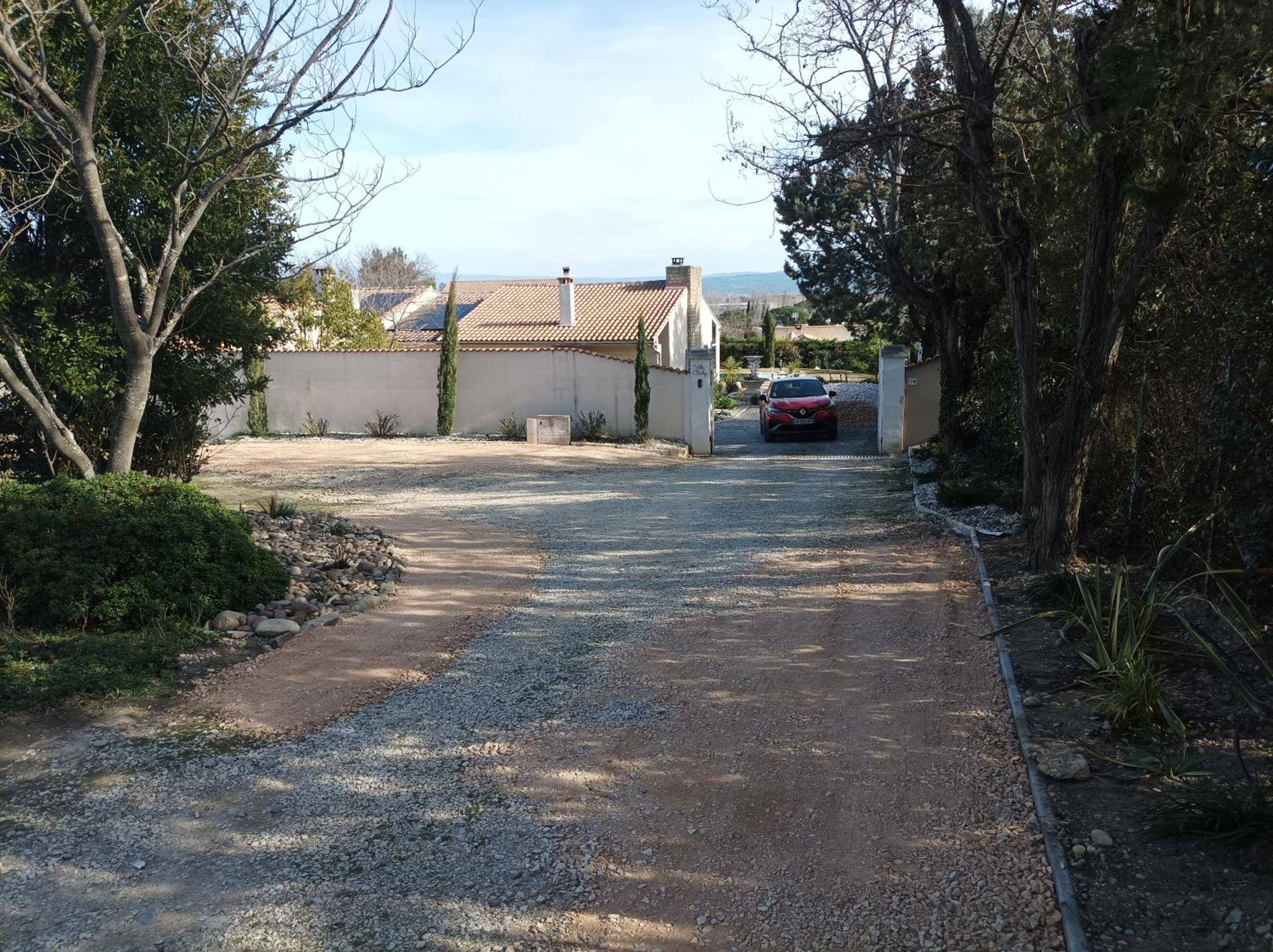 StudioLe Petit Jas Châteauneuf-de-Gadagne Extérieur photo